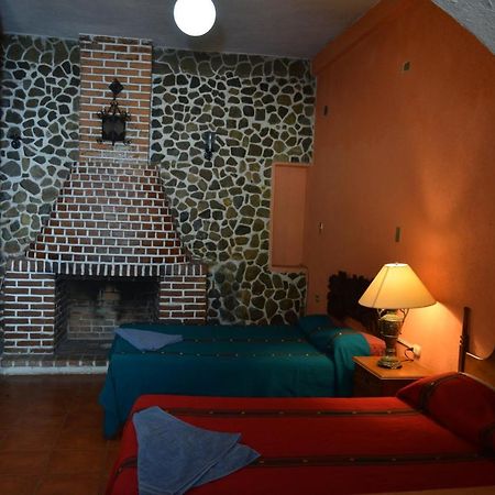 Hotel Playa Linda Panajachel Εξωτερικό φωτογραφία