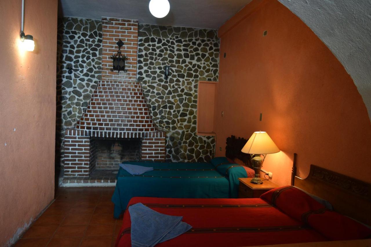Hotel Playa Linda Panajachel Εξωτερικό φωτογραφία