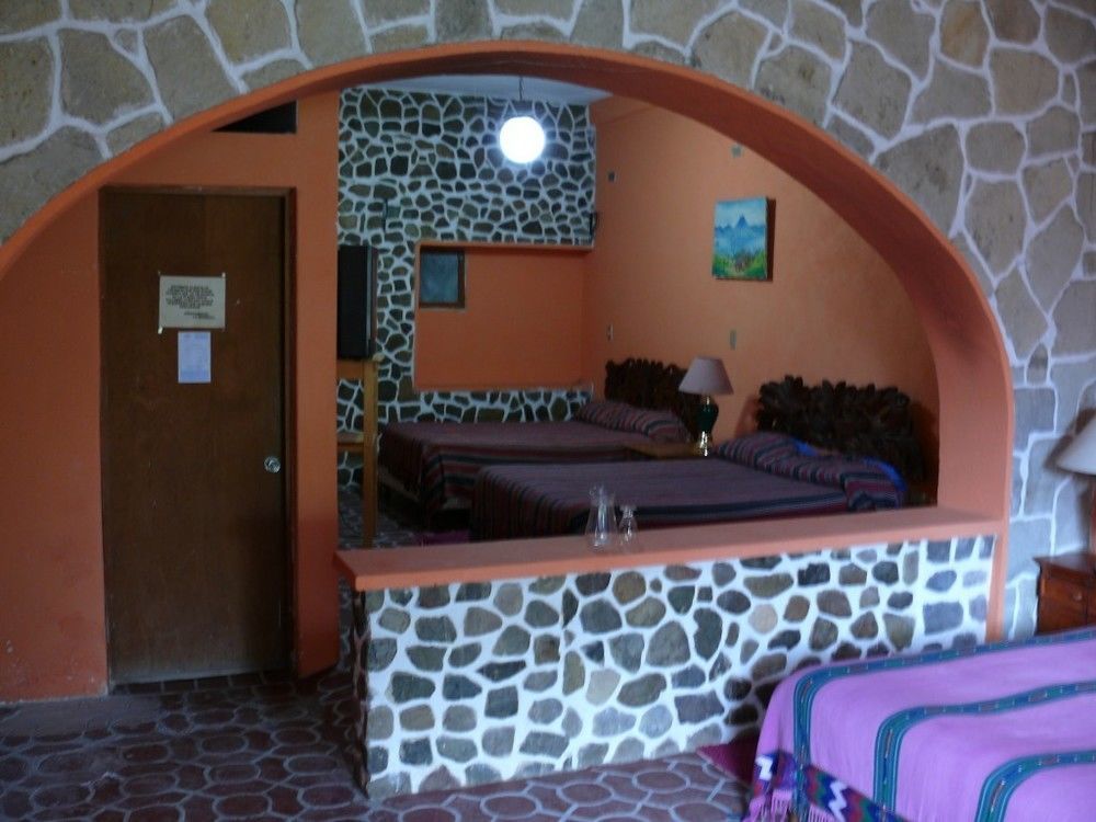 Hotel Playa Linda Panajachel Εξωτερικό φωτογραφία